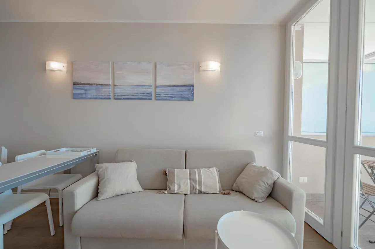 Appartement Appartamento Incantevole Con Piscina Vallecrosia
